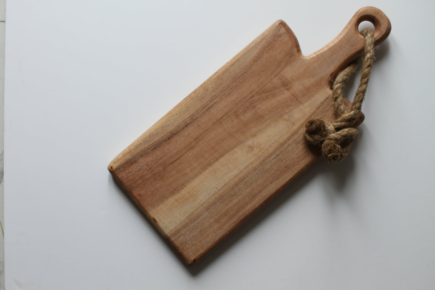 Small acacia serving board